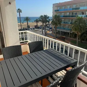  Apartamento Lujoso Piso Enfrente De Playa De Fenals, 2 Terrazas